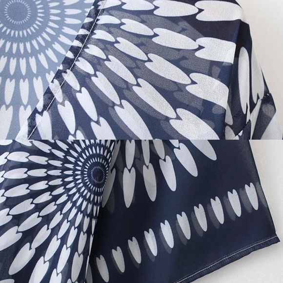 Floral Print Loose Kimono - Picture 4 of 5